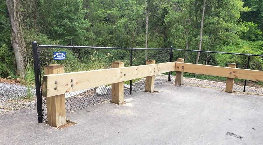 guardrail fence