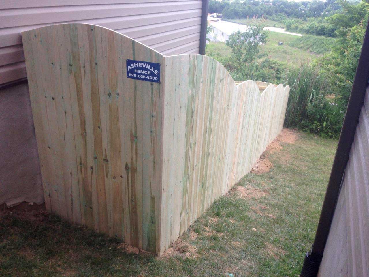 fence installation mills river